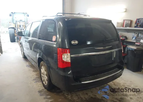 2013 Chrysler Town & Country Touring from USA, damaged, VIN 2C4RC1BG5DR691889